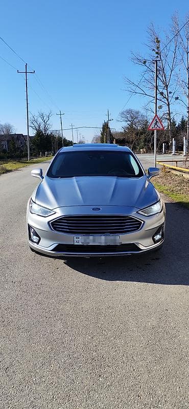 Ford Fusion: 1.5 l | 2020 il 194000 km Sedan