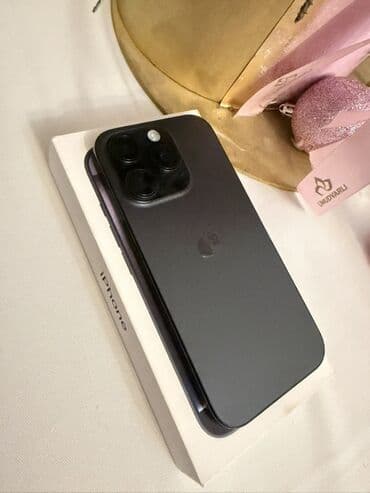 BMW: IPhone 16 Pro, 128 GB, Qara, Face ID — 3