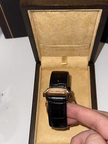 saat qol: Jacob & Co Casino – Premium saat satılır Eksklüziv dizaynı ilə — 4