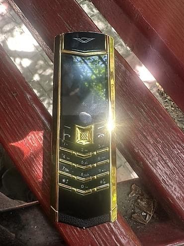panel cit: Vertu Signature Touch, İki sim kartlı — 4