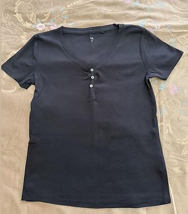 mavi macun: Qadın T-shirt dəsti – 4 ədəd 1) Qara t-shirt, “FIERCE World Tour — 6