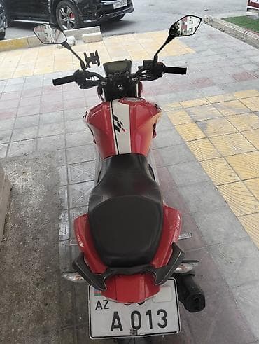 TVS Apache RTR 160 motosiklet - Model: TVS Apache RTR 160 (naked — 1