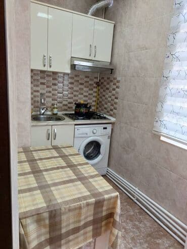 ehmedlide ev: Nərimanov Əhməd Rəcəbli küçəsində (Nərimanov metrosuna 5 dəq məsafə) — 6