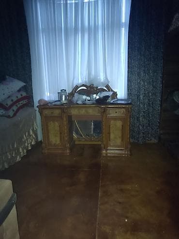 d10 mebel: Yataq otağı üçün klassik dəst – əl işləməli taxta elementlər və — 4