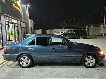 bmw e36 kuza: Mercedes-Benz C 180: 1.8 l | 1995 il Sedan — 4