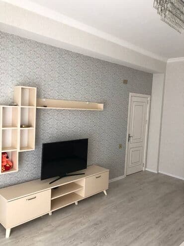 Yasamal rayonu midada 12 mertebeli binanın 3-cü mərtəbəsində yerləşən