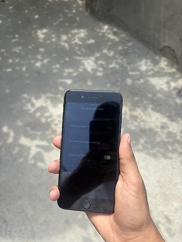 samsung s3350 ch@t 335: IPhone 8 Plus, Qara, Barmaq izi — 4