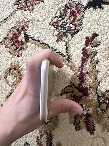 iphone 6 es: IPhone 7, 128 GB, Qızılı, Qırıq — 2