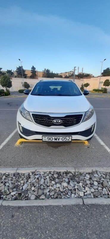 Kia Sportage: 2 l | 2011 il Ofrouder/SUV