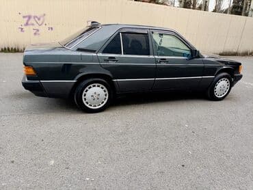 qaz 31 29: Mercedes-Benz 190: 2 l | 1990 il Sedan — 6
