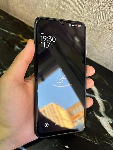 mini led: Poco M5, 128 GB, rəng - Qara, Sensor — 3