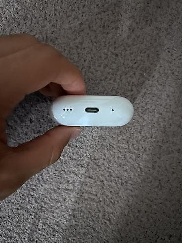 ipod nano 6: Airpods Pro 2 type c giriwi ile nauwnik 1 heftedi alinib uzerinde — 3