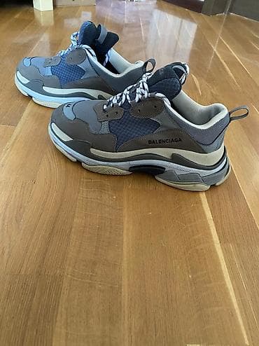 ket ayaqqabı: Balenciaga Triple S AA klass sifarişlə gəlib Ölçü: 44 Cemisi 4 defe — 2