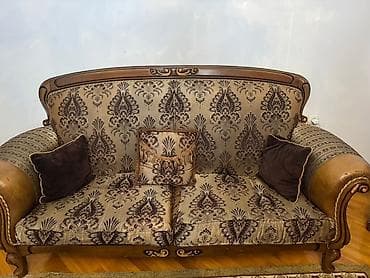 çərçivəli divan: Divan — 3