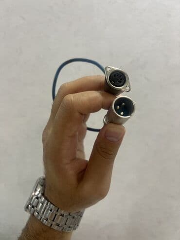 миксер bosch: 3 pinli XLR kabellər dəsti - 1 ədəd erkək (male) XLR konnektor və 1 — 1