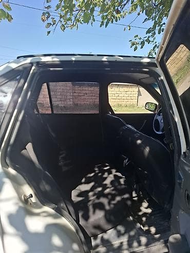 yan güzgülər s: Model: Daewoo Nexia sedan Kuzov: 4 qapılı, ağ rəng Yanacaq: Benzin — 6