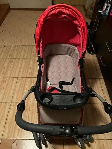 Klassik gəzinti arabası