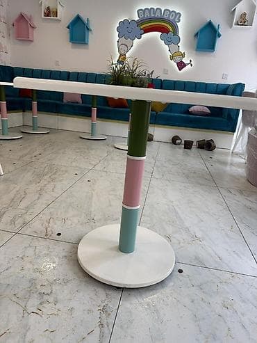 par: Kvadrat masa, Açılmayan — 2