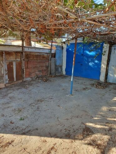 Kirayə qaraj: 18 kv. m, 3 * 6 * 2 Daş Kommunal xətlər qoşulmayıb — 3