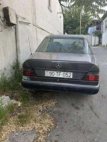 Mercedes-Benz W124: 2 l | 1993 il Sedan lalafo.az -da Mercedes-Benz W124: 2 l | 1993 il Sedan