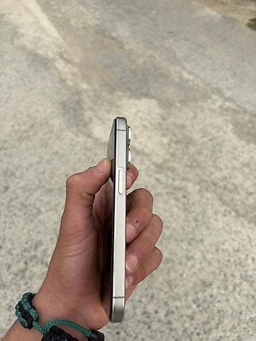 kamerasiz telefon: IPhone 15 Pro, 128 GB, Gümüşü, Simsiz şarj — 4