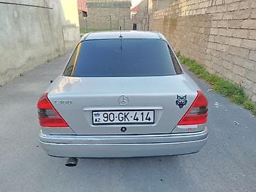 mercedes disk: Mercedes-Benz C-Class: 1.8 l | 1996 il Sedan — 7