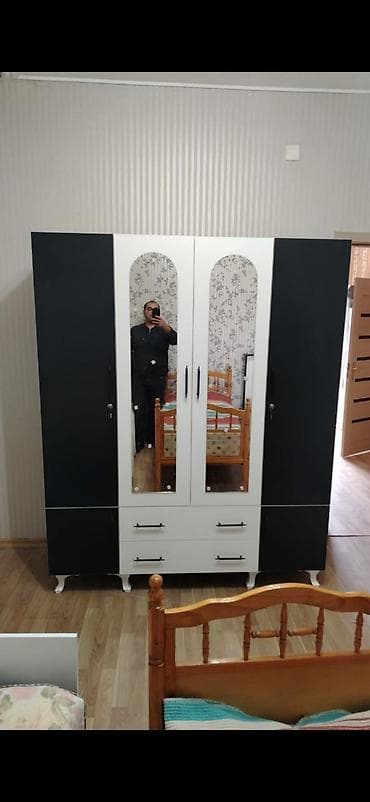 wkaflar: Yeni, 4 qapılı, Güzgülü, Digər rəng, Digər material, Açılan, Düz dolab — 3