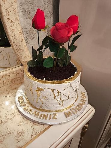 30 reqemli tortlar: Xüsusi dizayn tortlar – fərdi yazılar və bəzəklərlə - Fərdi mətn: Ad — 3