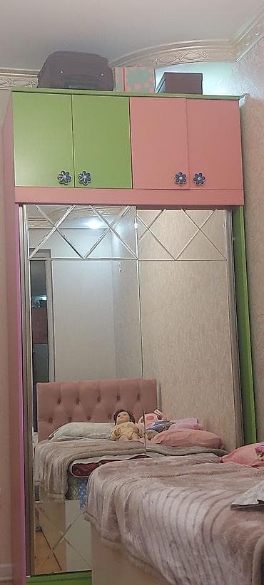 şkaflar ucuz: İşlənmiş, 2 qapılı, Güzgülü, Rəngli, Taxta, Kupe, Düz dolab — 1