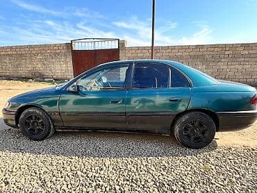 kreditle teker satisi: Opel Omega: 2 l | 1995 il 232555 km Sedan — 4