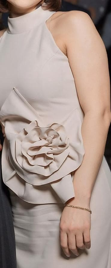 Ziyafət donu, Maksi, M