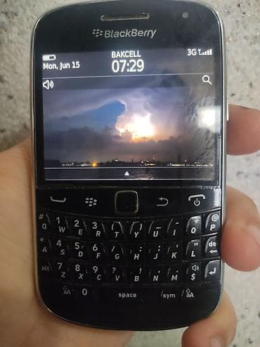 ps 3 pult: Blackberry Bold, 8 GB, rəng - Qara, Düyməli — 1