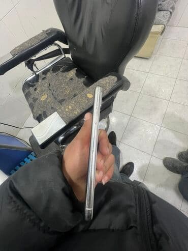 samsung a56 256 qiymeti: IPhone Xs, 256 GB, Ağ, Face ID — 3