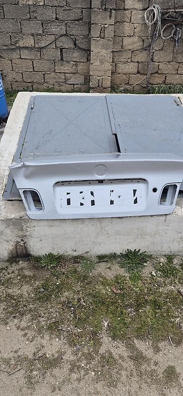 kamaz kuza: Məhsul: Avtomobil kuzov detallarının dəsti Tərkib: - Arxa baqaj — 3