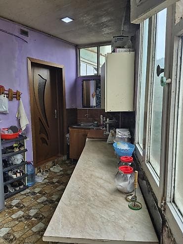 sumqayit bagca seher ev satilir: Bakı, Bülbülə qəs., 5 otaqlı, Köhnə tikili, m. Koroğlu, 120 kv. m — 3