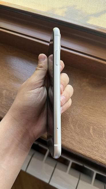 iphone usb: IPhone 11, 128 GB, Ağ, Barmaq izi, Face ID — 3