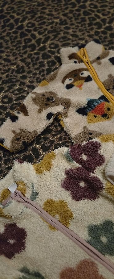 ust geyim: Uşaq üçün isti geyim dəsti Məhsul tərkibi: - 3 ədəd xəz/fleece tipli — 3