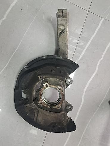 saffa: Məhsul:Bmw F15 Saffa Ön çarx məngənəsi/ox ayağı (hub carrier/knuckle) — 4