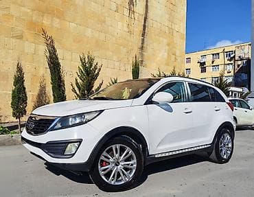 Kia Sportage: 2 l | 2011 il Krossover