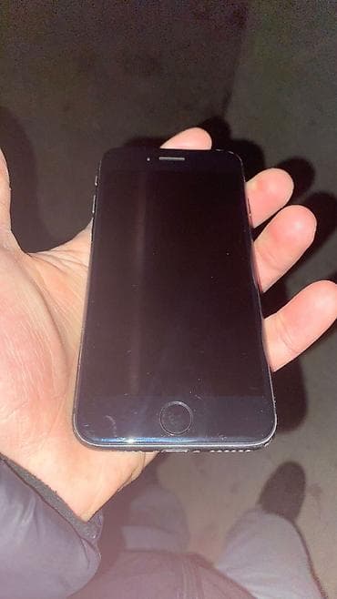 iphone notebook qiymetleri: IPhone 8, 64 GB, Qara, Barmaq izi — 3