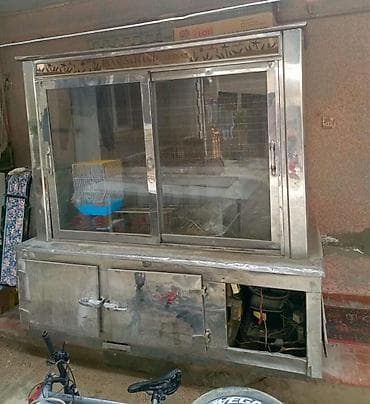 İstehsal avadanlığı: Endirim ❌❌ ✔️350 man(Masazır). Ət üçün vitrin soyuducu. İşləkdir — 1