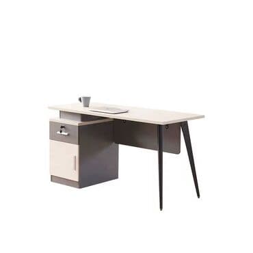 рабочий стол для дома: Для сотрудника, Прямоугольный стол — 1