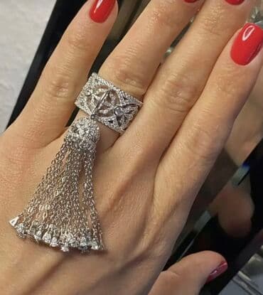 tek qas uzukler: Zərif tasselli qadın üzüyü - Dizayn: Geniş halqalı, daşlarla — 4