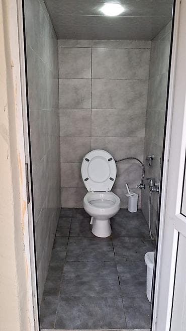 studio menzil kiraye: Kirayə verilir: mətbəxi və sanitar qovşağı olan kiçik mənzil/otaq 1 — 2