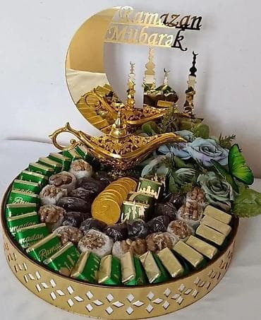 Hədiyyə səbəti, rəng - Qızılı