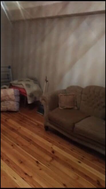 vasitəçisiz uzunmüddətə bir otaqlı ev kirayə: 2 otaqlı mənzil - Plan: mətbəx, qonaq otağı və yataq otağı, dəhliz — 4