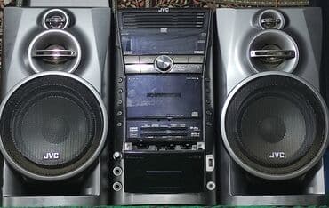 tankda bir tv almaq: JVC musiqi mərkəzi DVD, CD və kaset oxuyucusu ilə təchiz olunub. 250 — 1