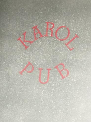 Ofisiant tələb olunur 20 azn