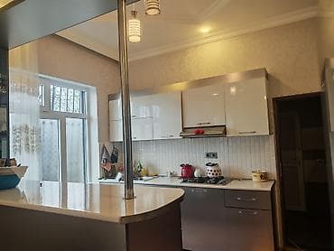 heyet evi bine: 8 otaq, 300 kv. m, Yeni təmirli — 10