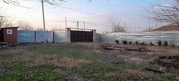 zaqatala qaqarin satilan evler: 3 otaqlı, 126 kv. m, Orta təmir — 2